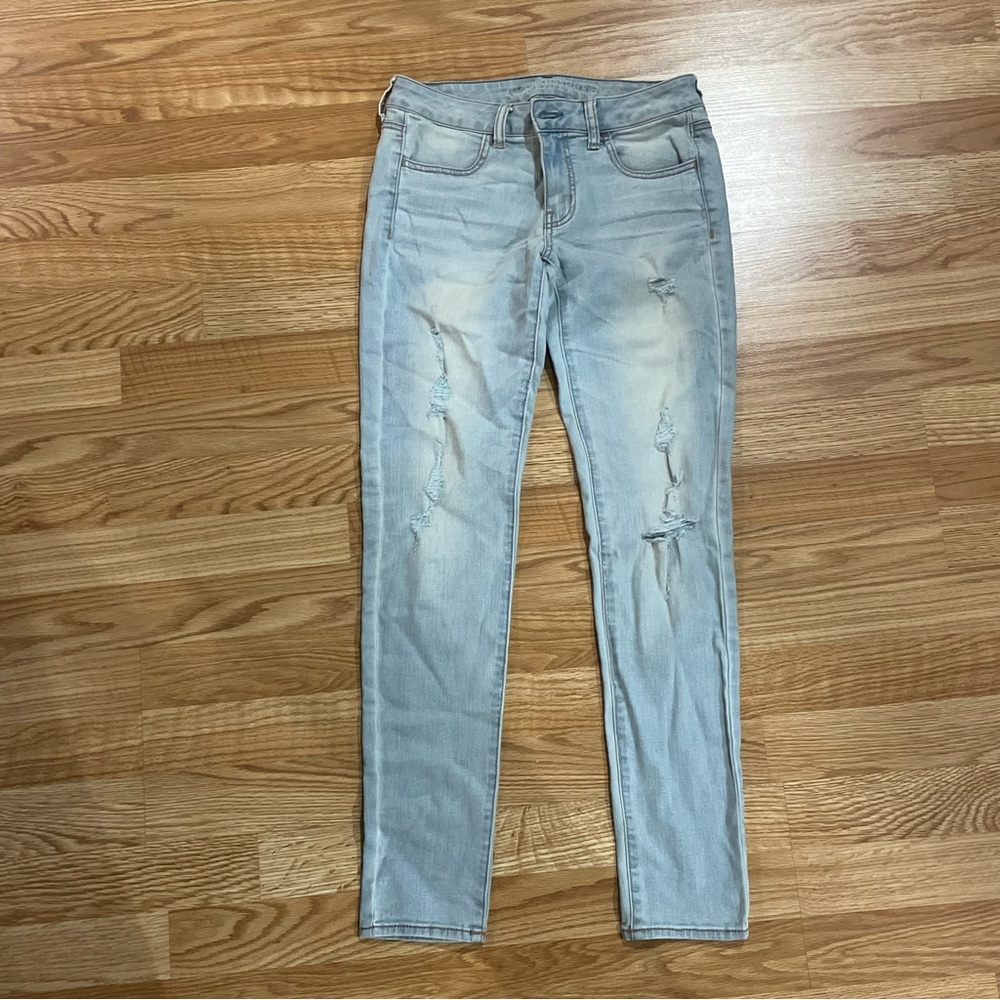 American Eagle Mid Rise Stretchy Skinny Jeans Light Wash Women’s Size 6